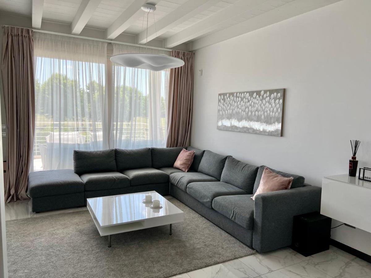 Paganini Suites And Apartments Sirmione Buitenkant foto