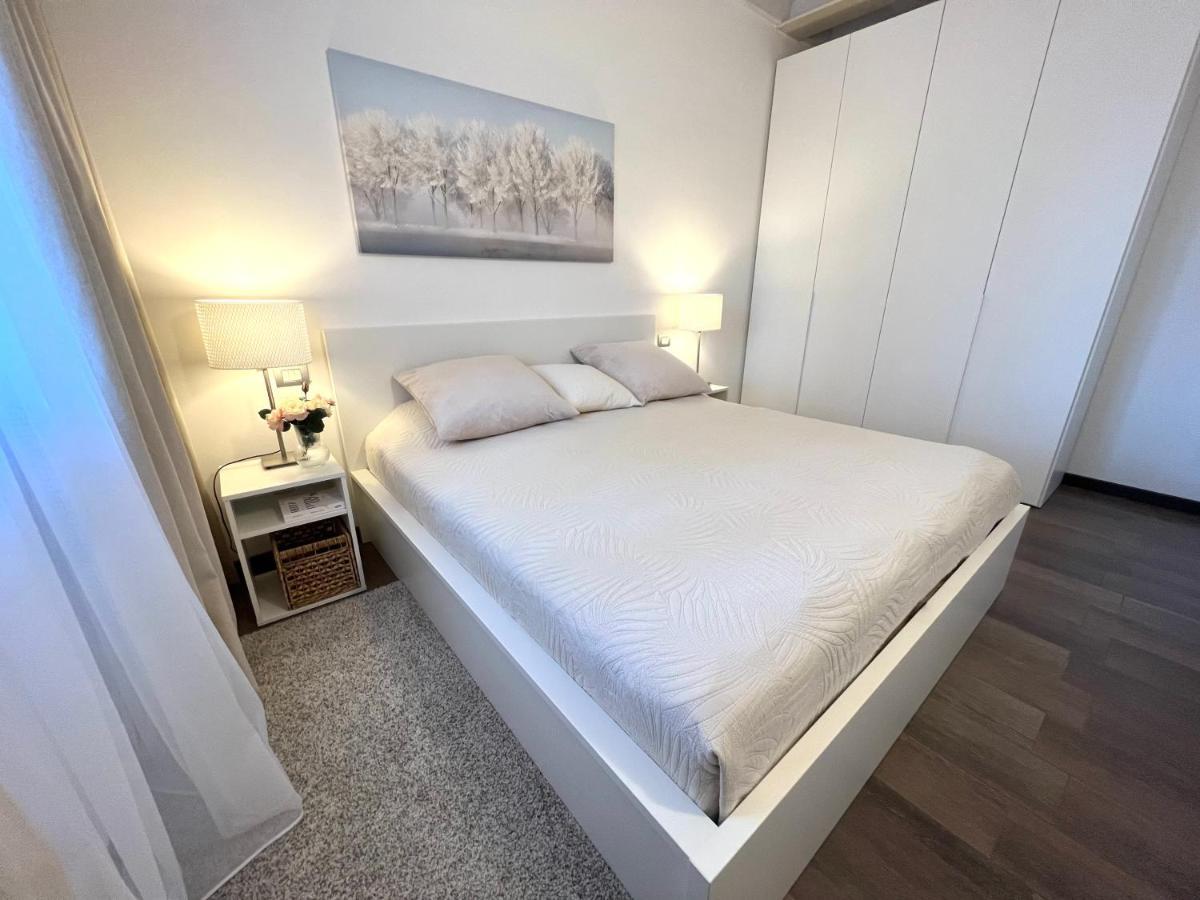 Paganini Suites And Apartments Sirmione Buitenkant foto