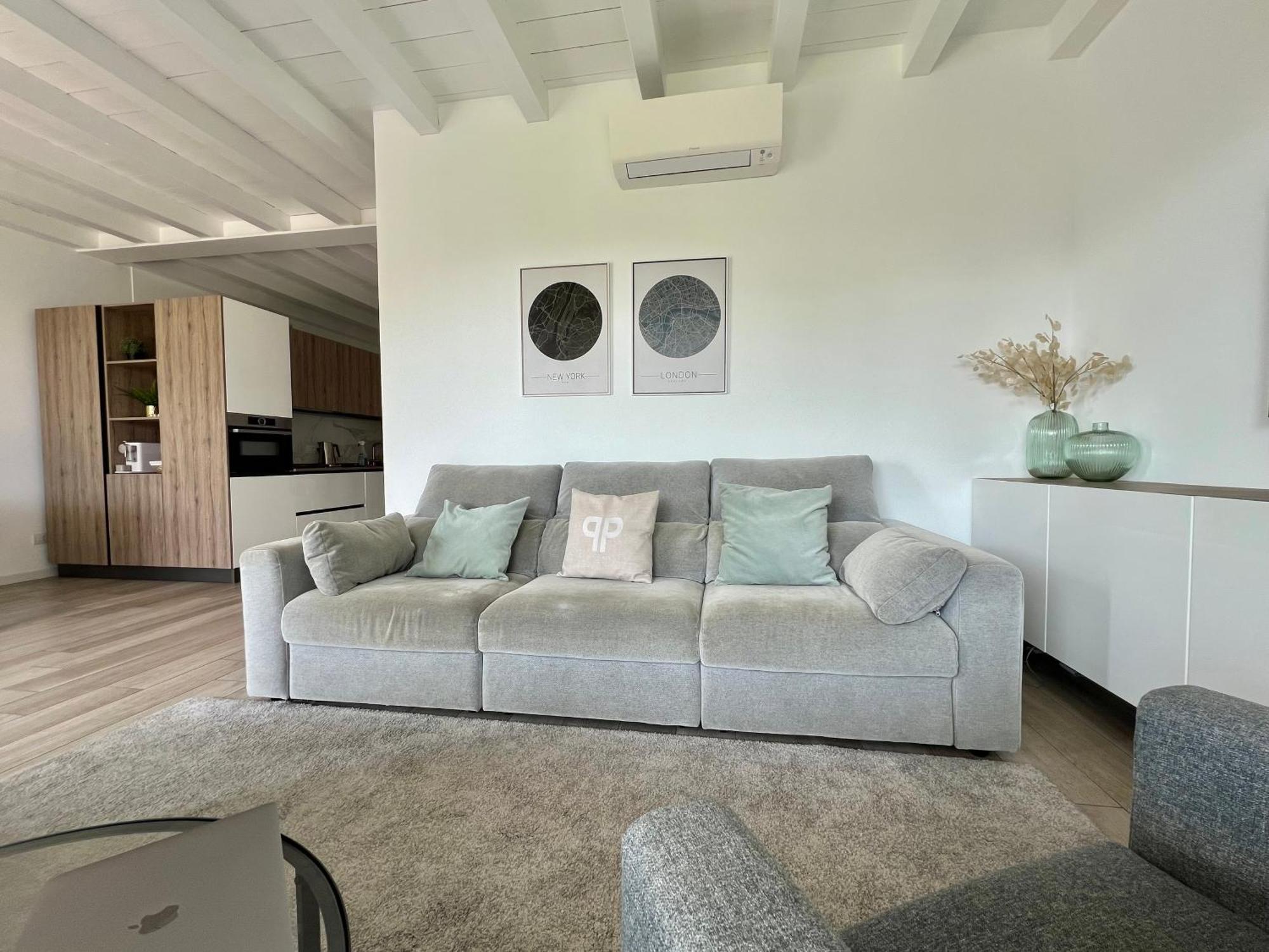 Paganini Suites And Apartments Sirmione Buitenkant foto